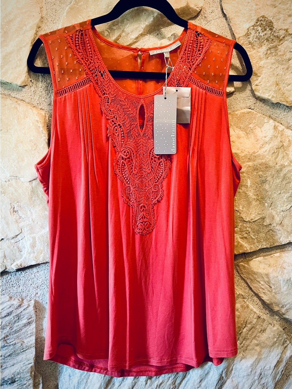Daniel Rainn Coral Crochet Yoke Sleeveless Tank NWT L